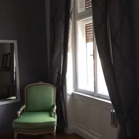 Residenza Degli Artisti - La Maison 4* Trieszt