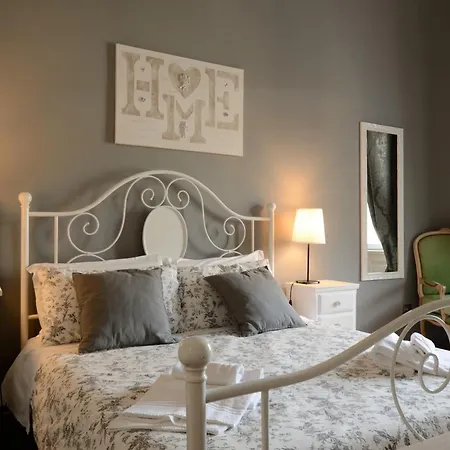 Vendégház Residenza Degli Artisti - La Maison 4*