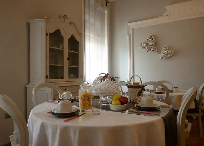 Le Cupole Di ゲストハウス